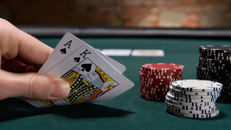 How to play Poker - Avoid playing too many hands